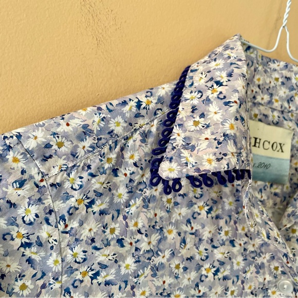 🔻LAST CHANCE🔻 TISH COX Floral Buttondown Blouse - Picture 7 of 10